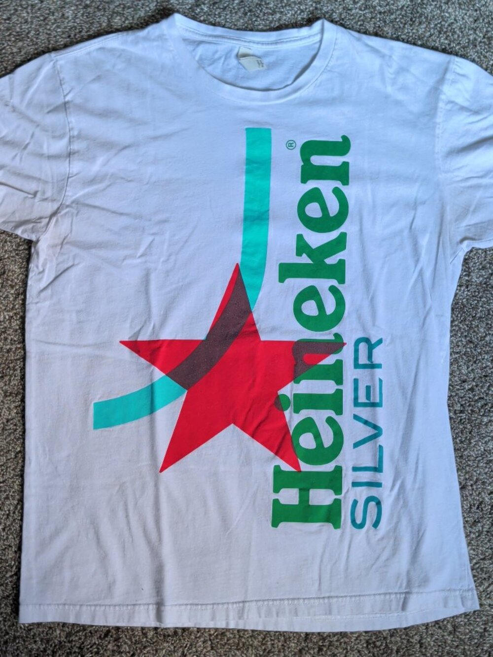 Heineken Silver White Size Large Short Sleeve Beer/Brewing Advertising Shirt
